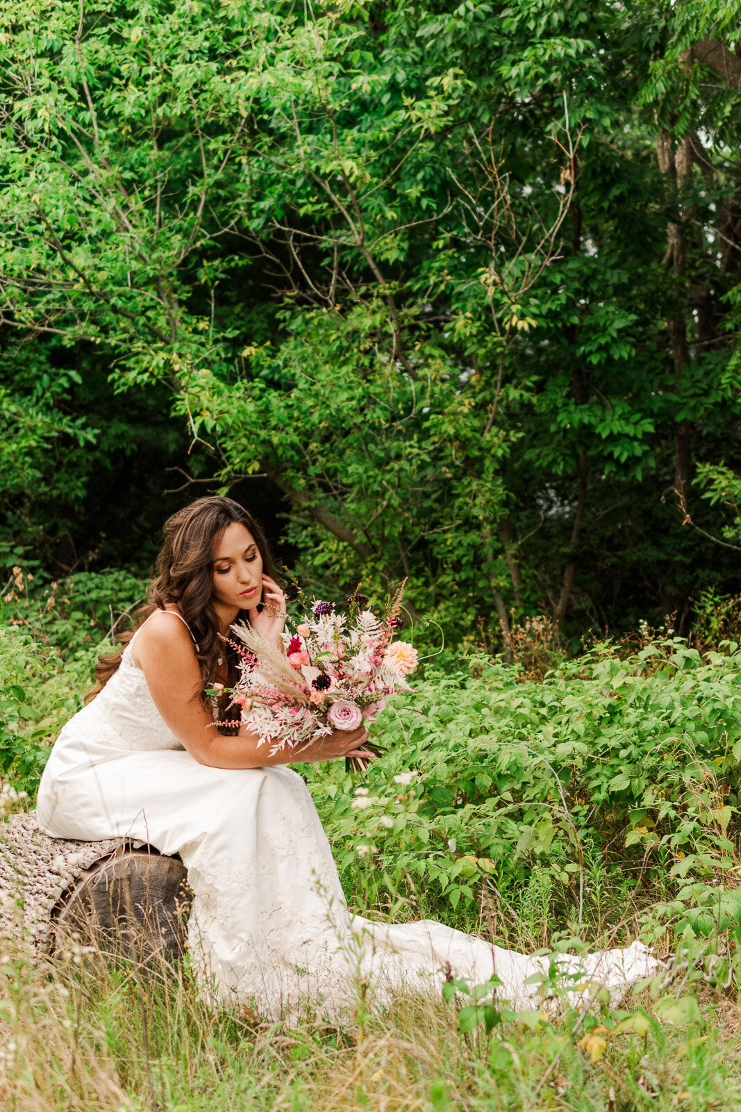 Milwaukee based photographer, Milwaukee wedding photographer, wisconsin wedding photographer, wisconsin weddings, Milwaukee photographer, Villa Flomena,  Maxwell Mansion, Lake country photography, Meredith Mutza Photography, The Carriage House, Villa Terrace Decorative Arts Museum