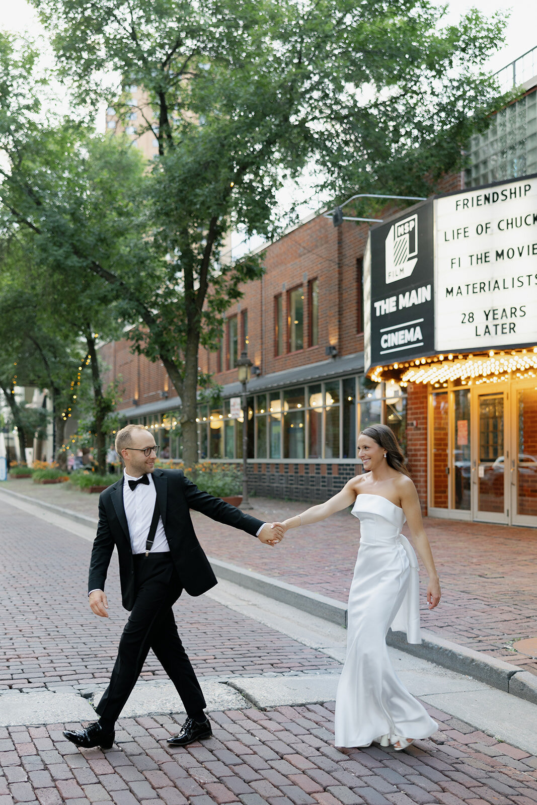 loui_photography_minneapolis_summer_wedding_stacy_tommy-43