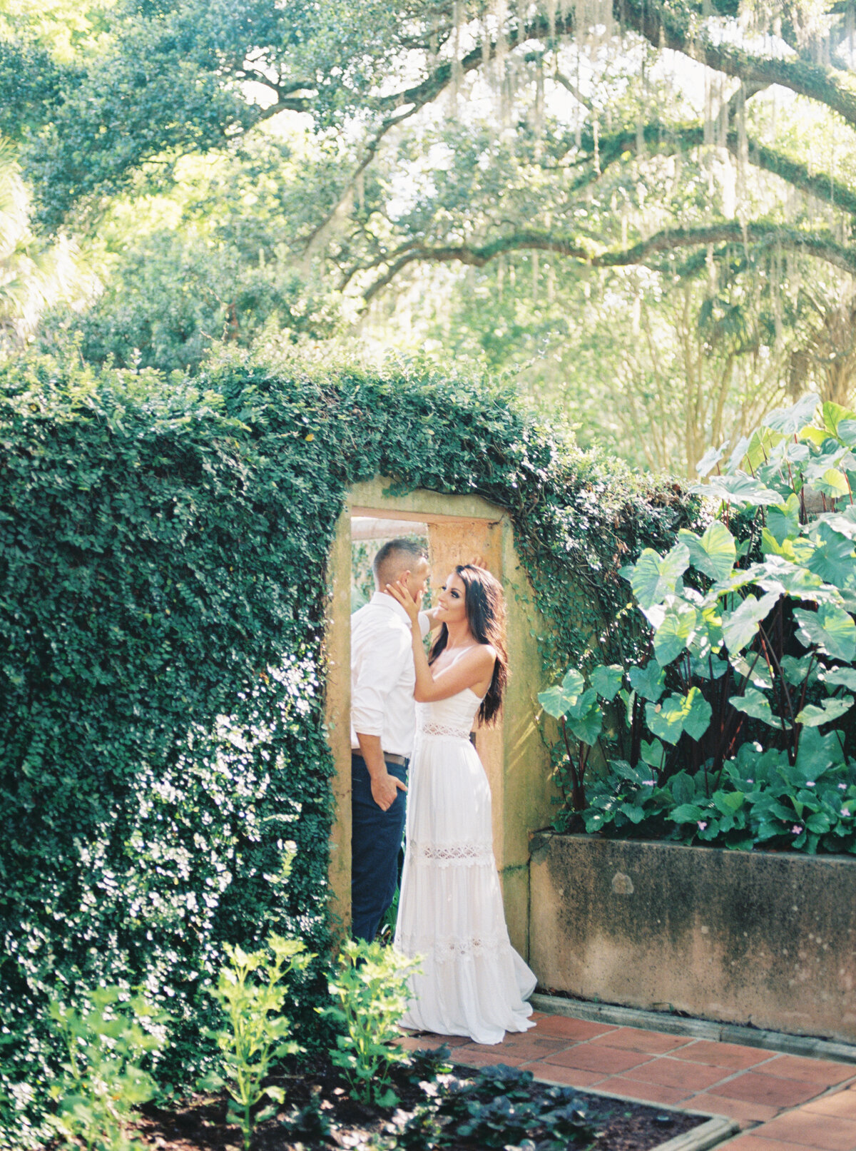 melissa-piontkowski-florida-engagement-photographer-bok-tower-gardens