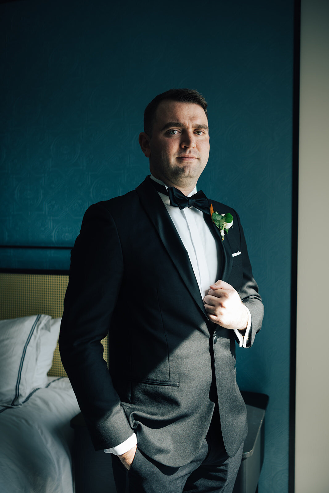 GROOM_GETTING_READY_23_websize