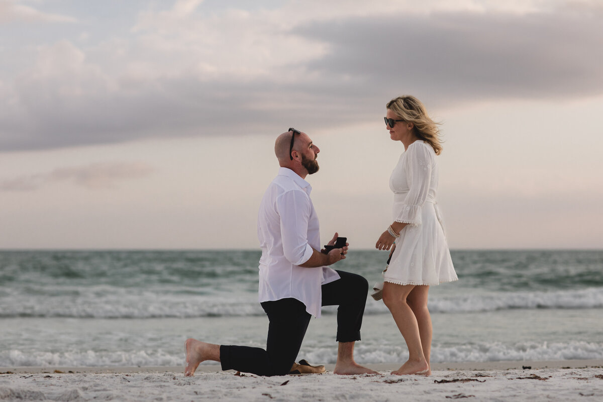 2022-5-24_SeanCarrieProposal_JMontane-0004