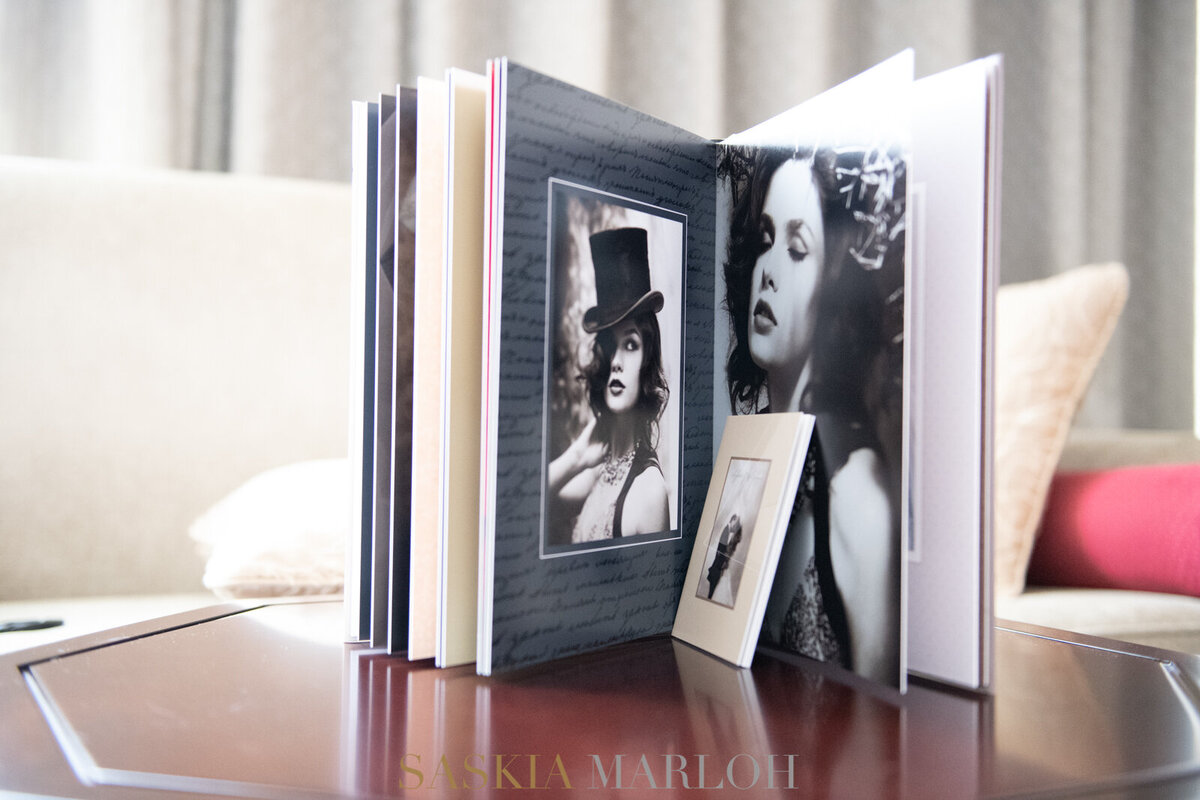 LUXURY-WEDDING-PHOTO-BOOK-DETAIL-BY-SASKIA-MARLOH-42