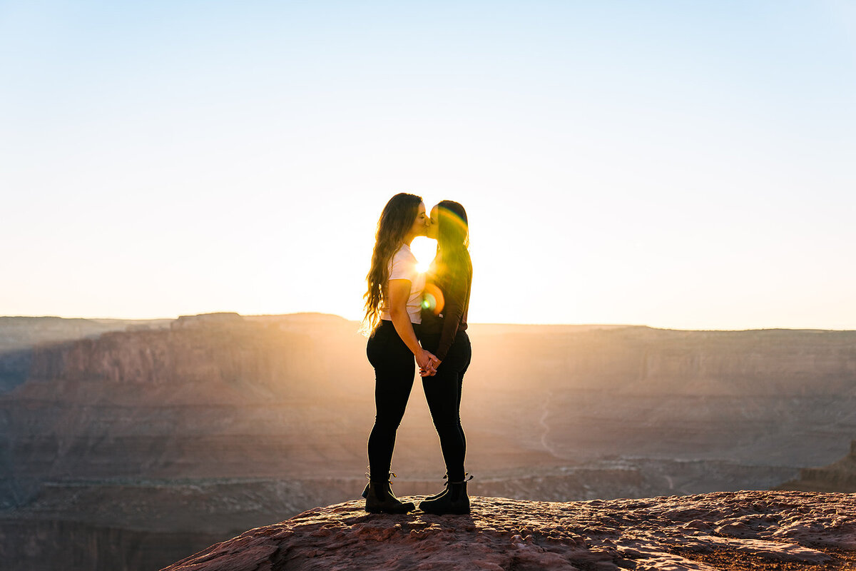 Boulder-Colorado-Wedding-Photographer-221028-180632-Raelyn + Melanie_websize