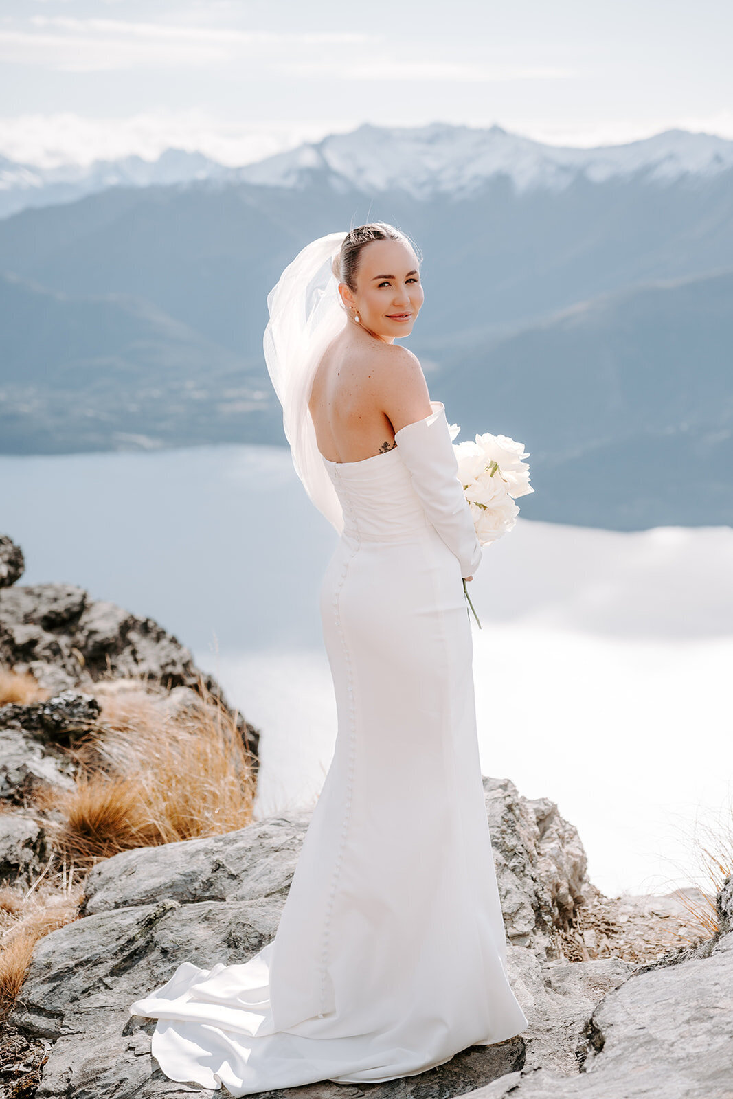 bride-mountainwedding-queenstown