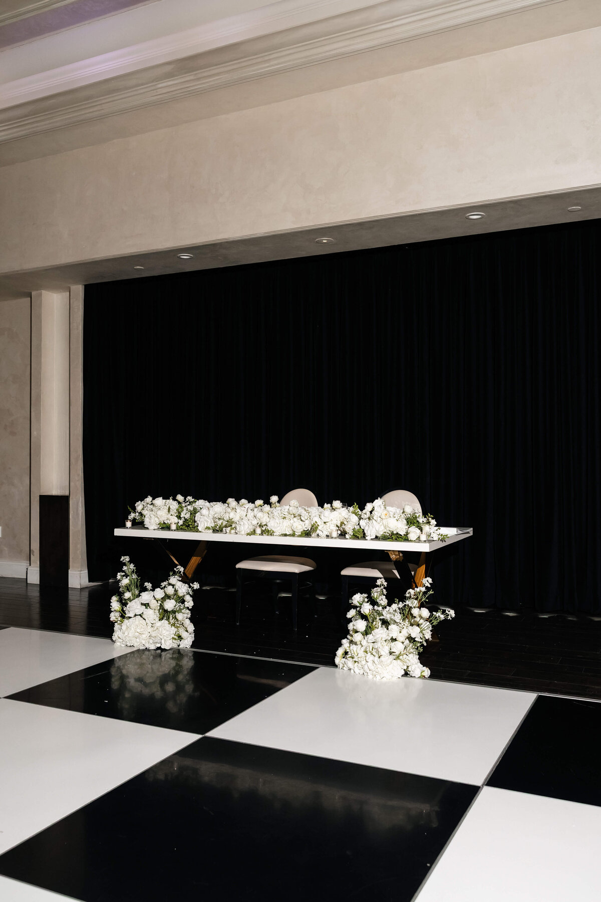 86riskyexposure_andrea-george_las-vegas-elopement-photography
