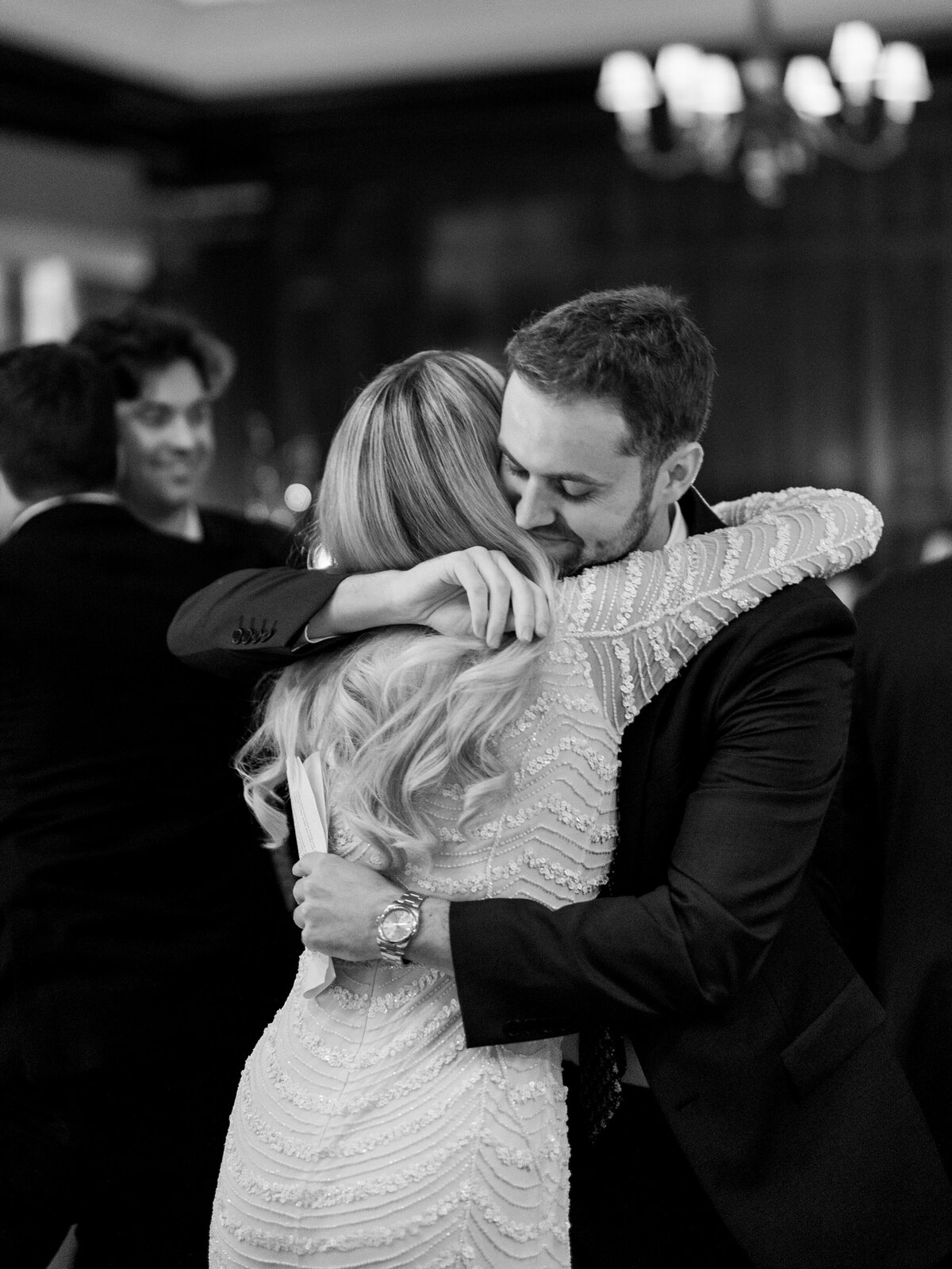 chicago-luxury-winter-wedding-at-old-st-pats-39
