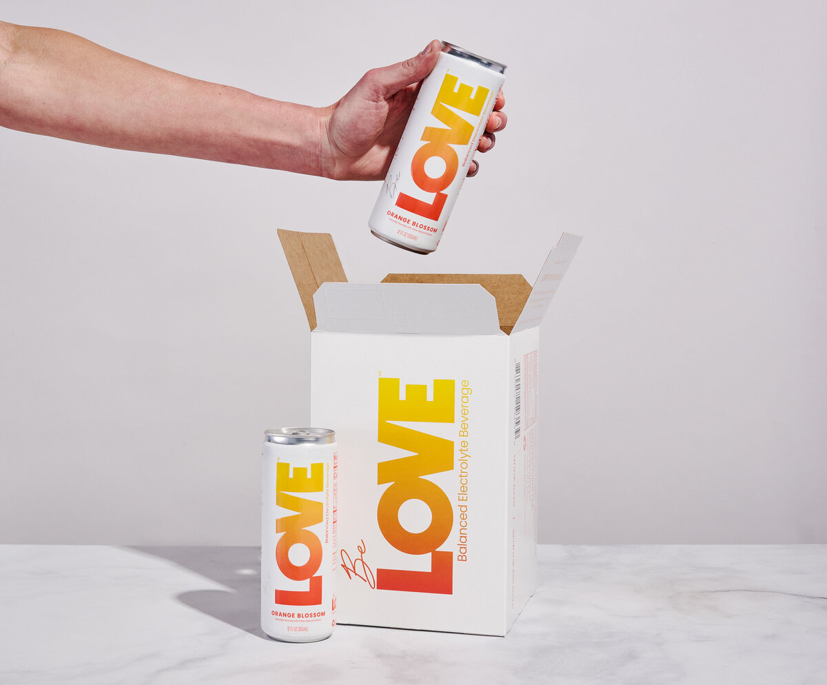 los-angeles-beverage-photographer-drinks-photography-lindsay-kreighbaum-be-love-electrolyte-drink-still-life-lifestyle-canned-drink-3