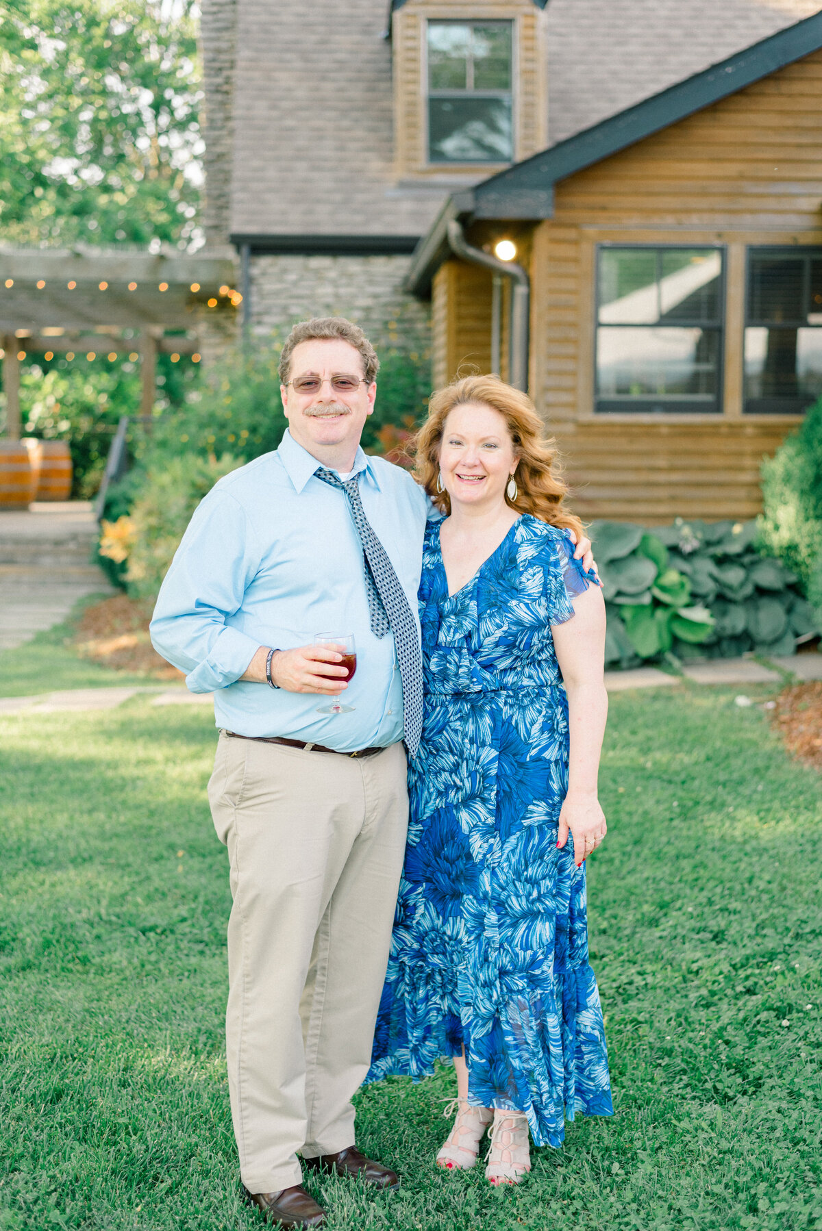 vineyard-wedding-guest-attire