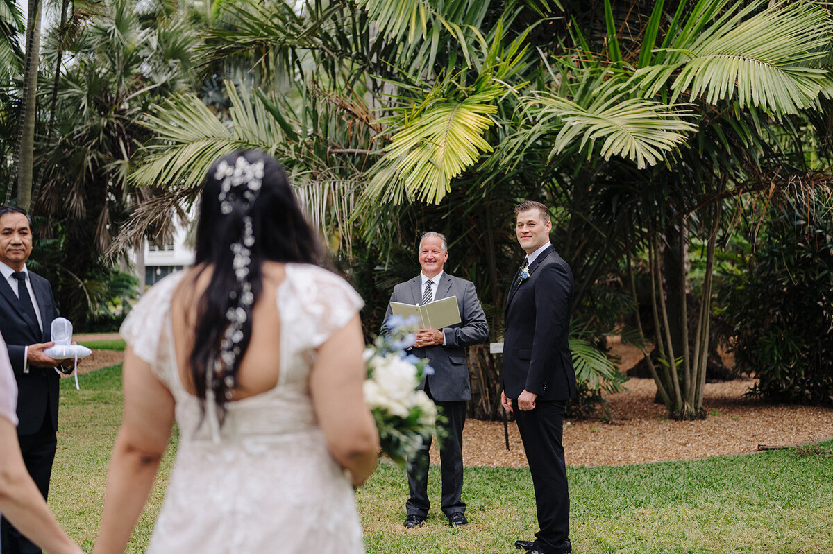 mcneile-photo-elope-tampa-chantilly-chic-celebrations-gizella-kopsick-park-2