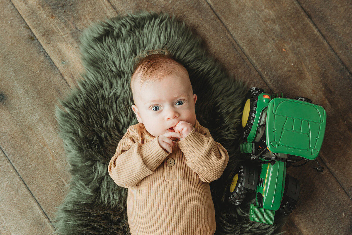 John-3Months-21_websize