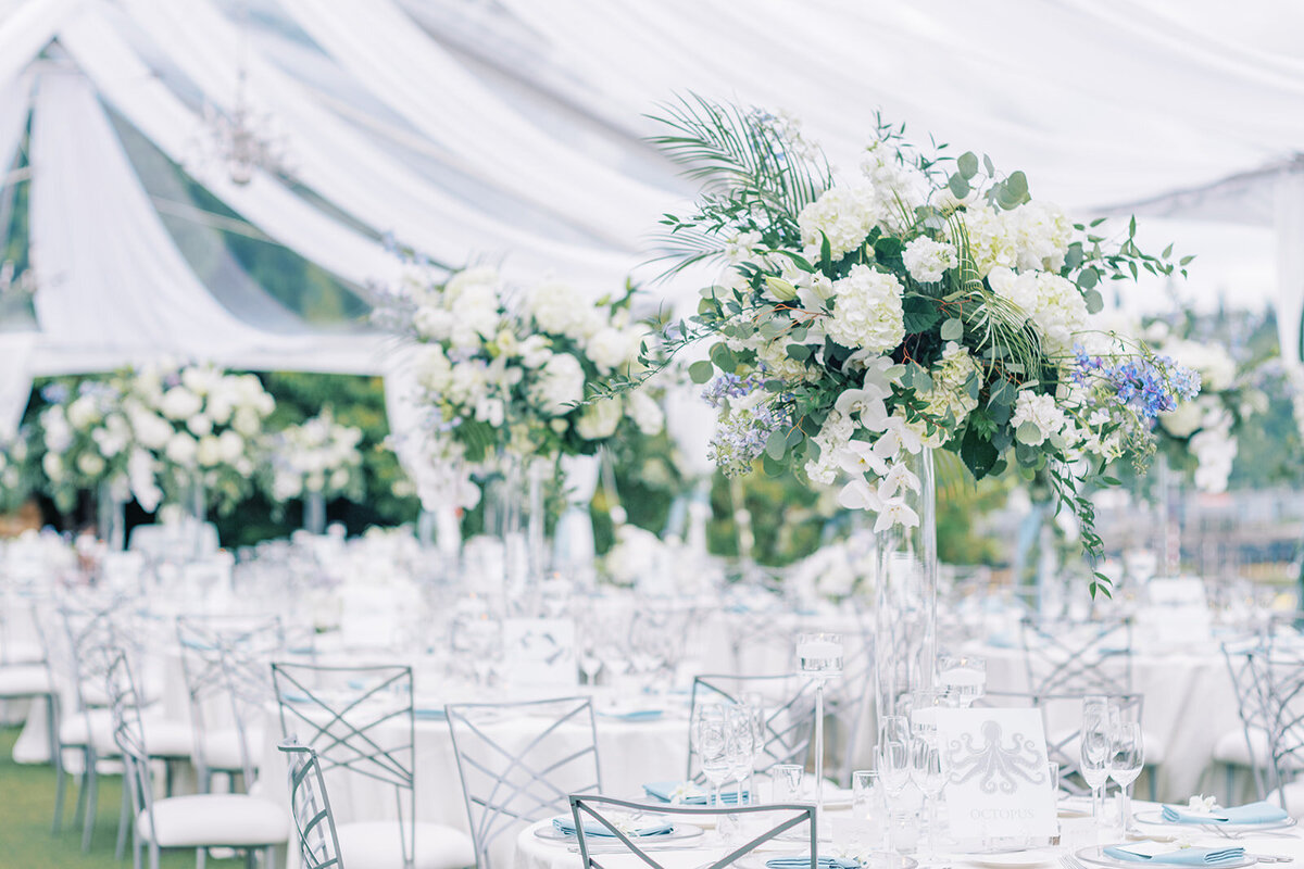 Luxurious-White-Admirals-House-Wedding-Flora-Nova-Design-Seattle-00013
