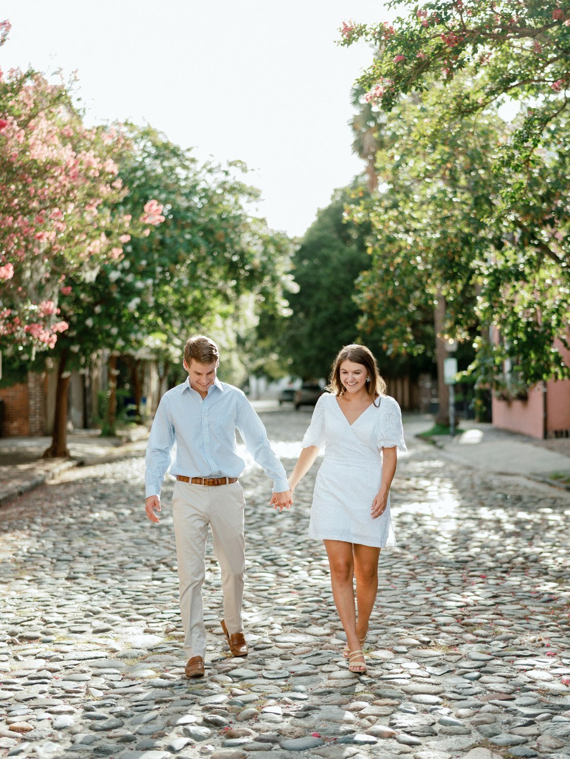 downtown-charleston-engagement-session-dylan