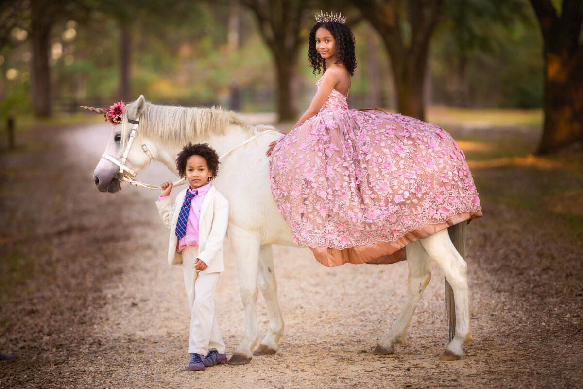 MacDonald.Tamika.Unicorns.8