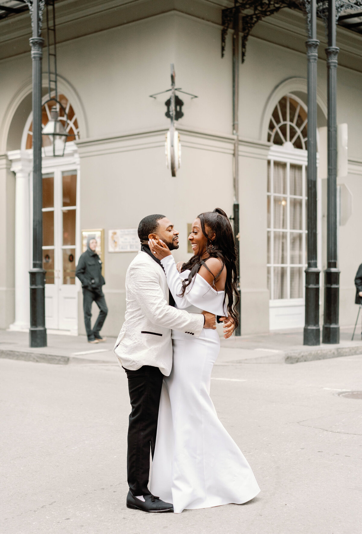 Ultra-Glam-New Orleans-French-Quarter-Engagement-Session-Photos-09538