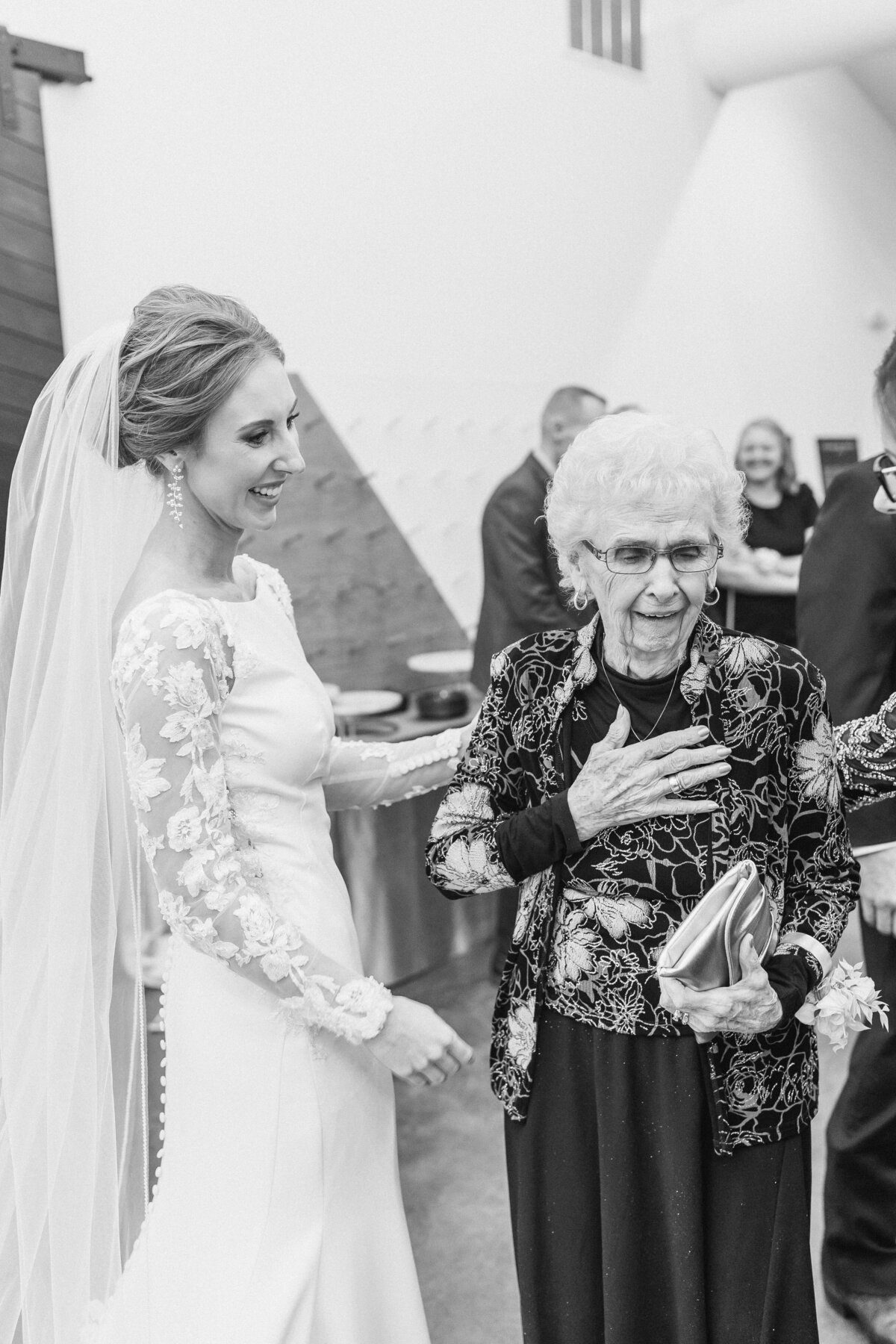 Fargo ND Wedding Photographer Abby Anderson