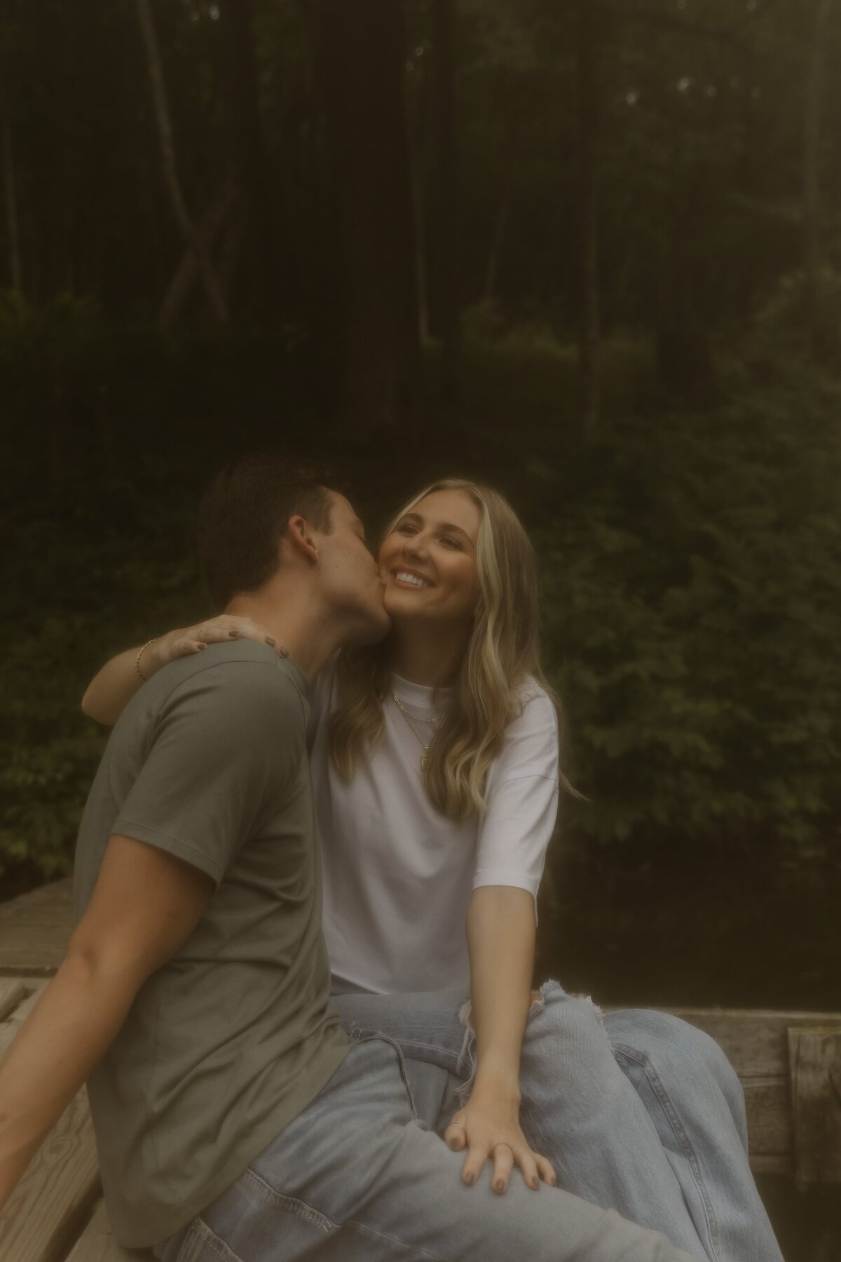 private-pond-couples-session-11
