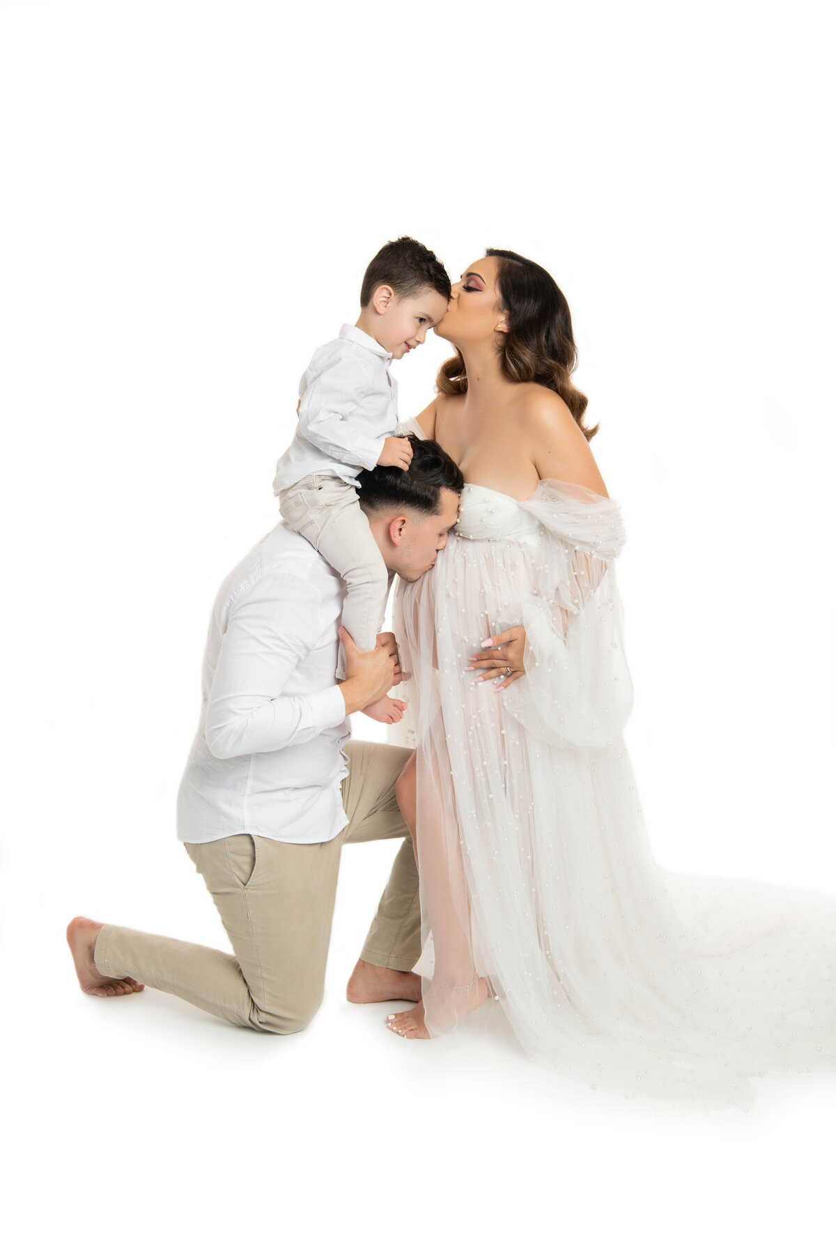 Family Maternity with white outfit