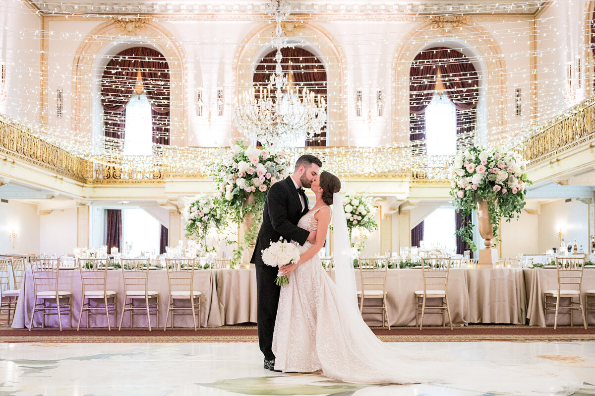 omni william penn hotel grand ballroom wedding reception