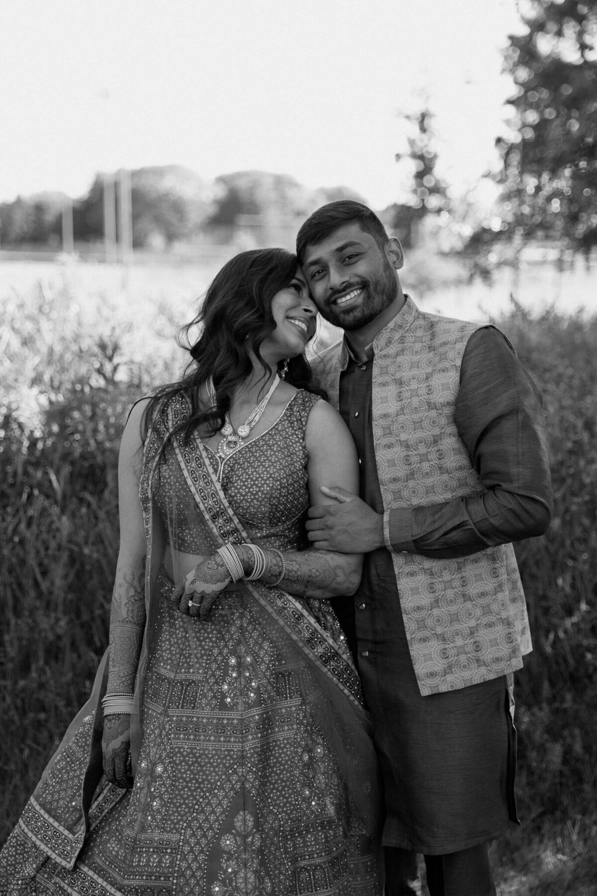 Nichole-Babiez-Photography-wedding-photographer-indian-wedding-photographer-mendhi-sangeet-baraat-luxury-chicago-illinois-marriott-schaumburg-16