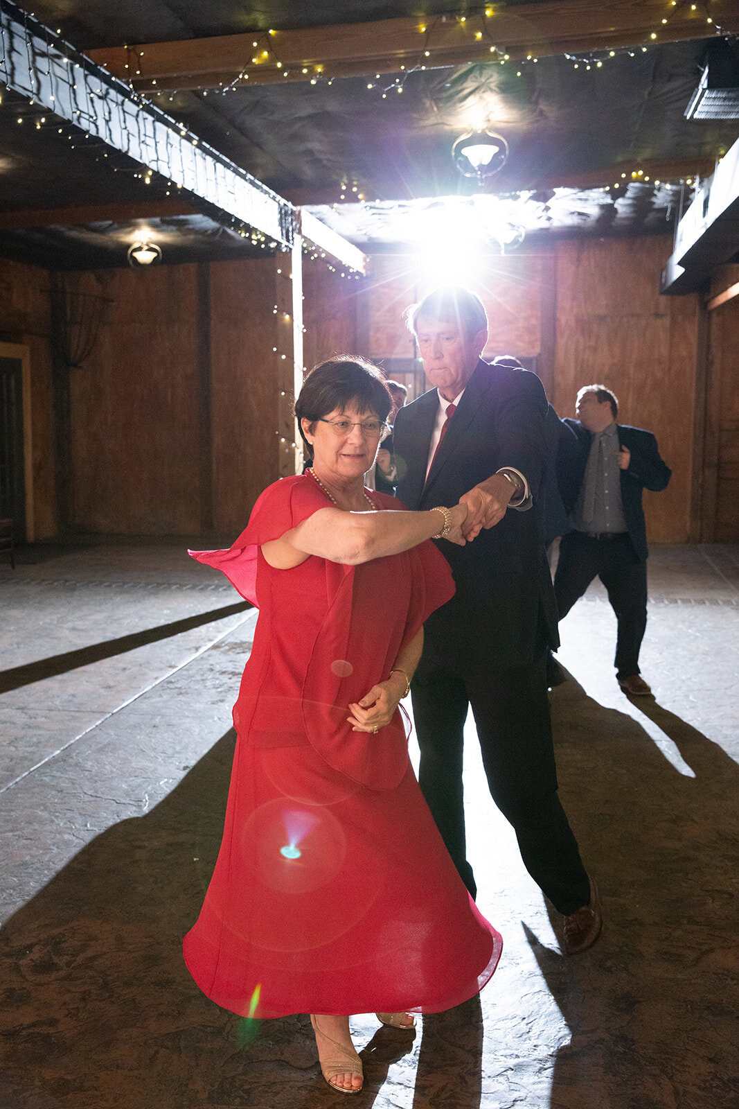 loudoun-studios-bluemont-vineyards-weddings-va00087