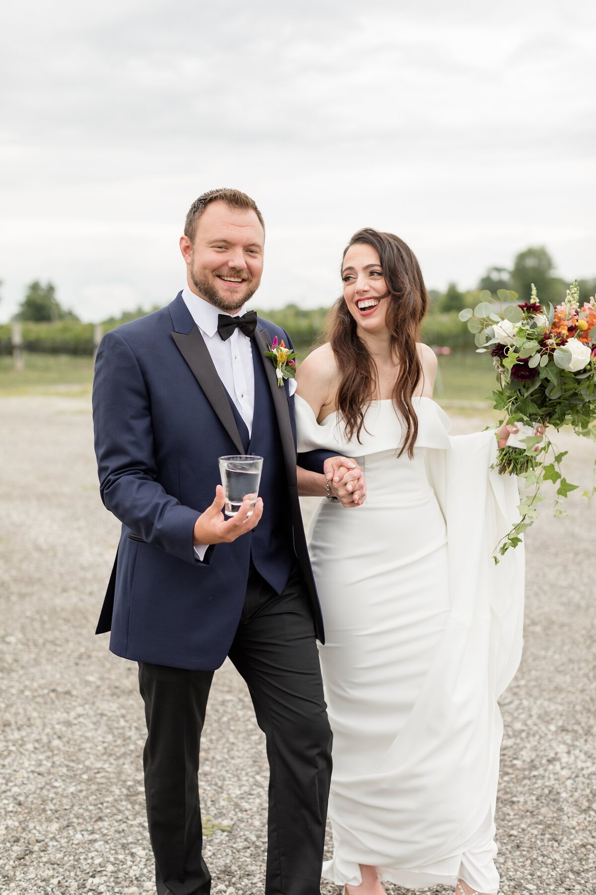Aviva and Tyler Wedding Sneak Peeks - Dylan and Sandra Photography -34