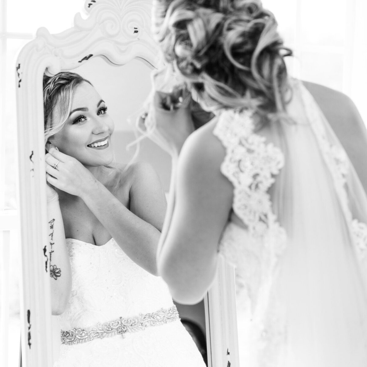WV-Bride-Looks-in-Mirror