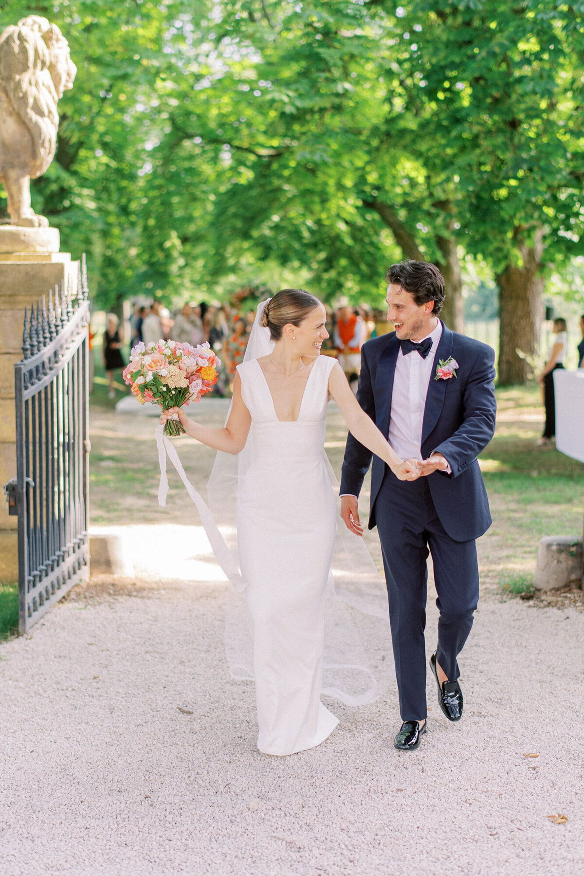 Maïlys Fortune Photography Husband Wife Wedding Weddings Photography France Switzerland Italy Timeless Dreamy Imagery Bilingual French English Destination Weddings Destination Wedding Provence French Riviera Paris Lake Como Tuscany57