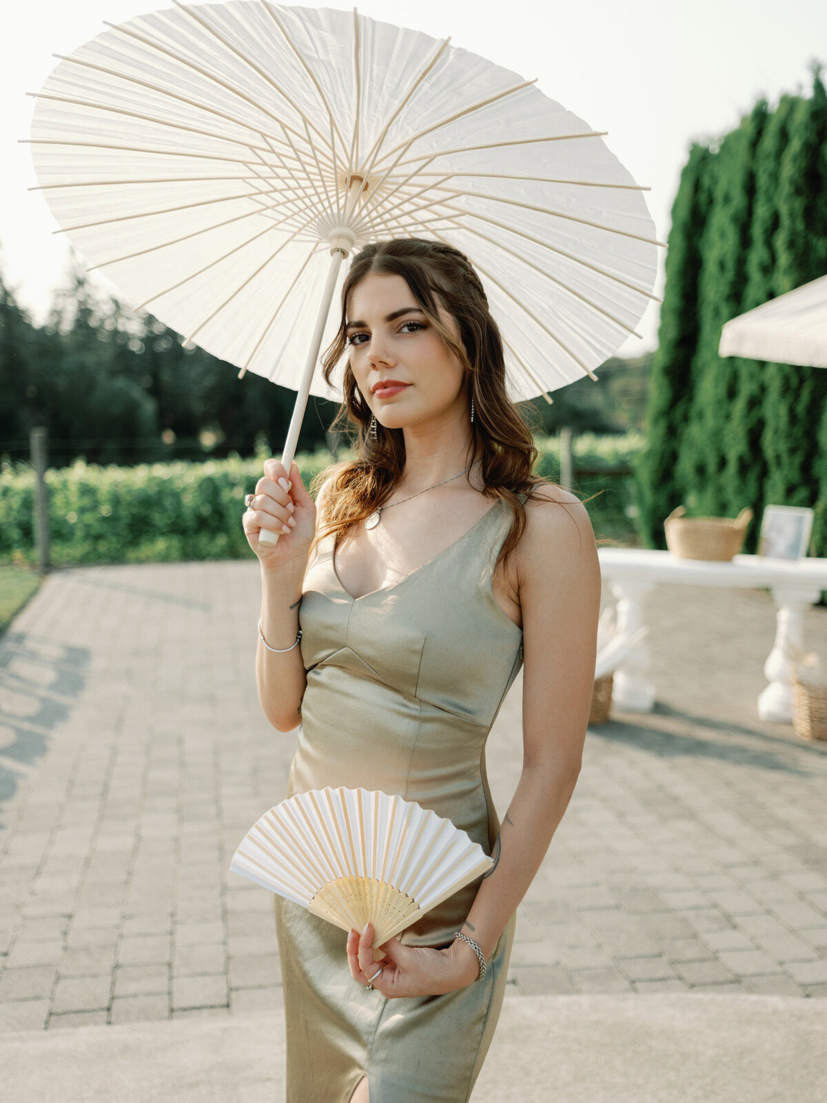 wedding-at-oswego-hills-vineyard-winery-portland-oregon-by-the-tenneys-photography-29