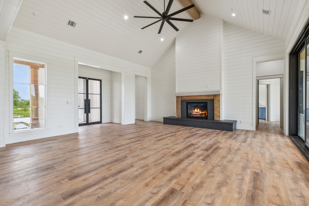 12-485Lakeview_003 (2)