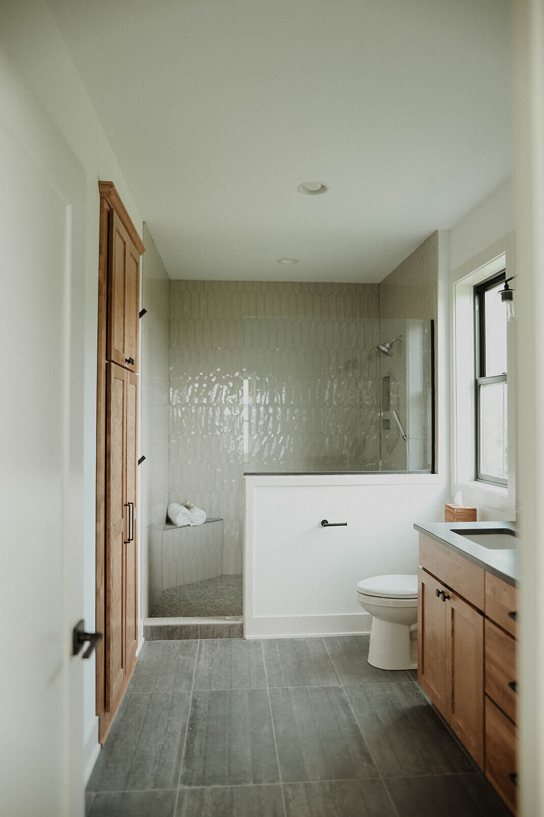 L-Ave-Bathroom-Interior-Design-Grimes-Des-Moines-Waukee-West-Des-Moines-Ankeny-Lake-Panorama-Central-Iowa-3F1A2658