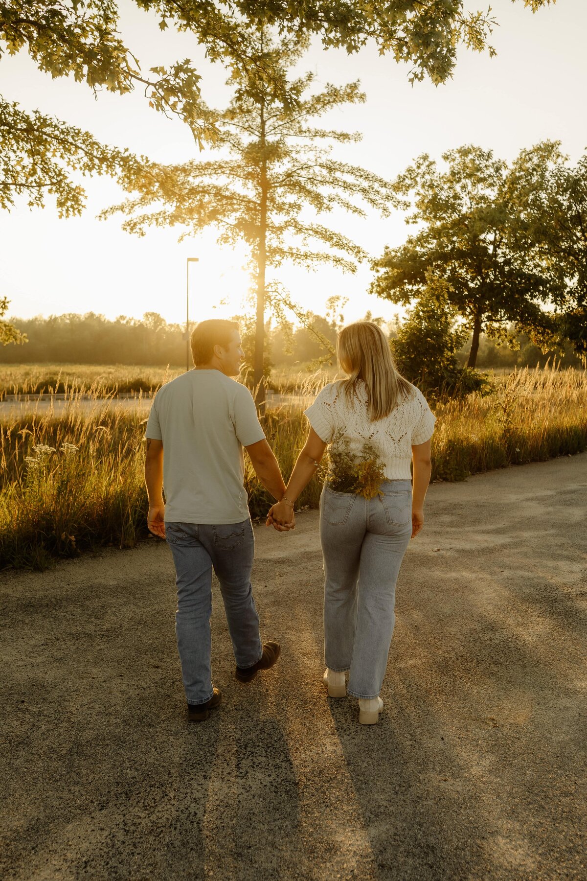 whimsical-wildflower-engagement-26