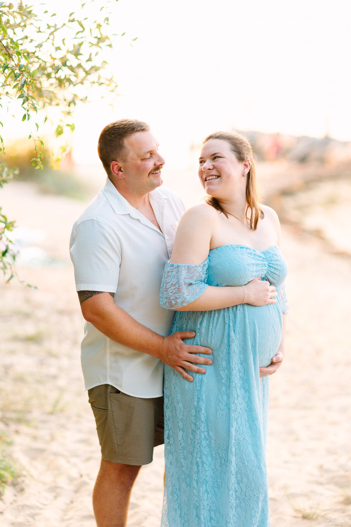 Yorktown maternity photographer