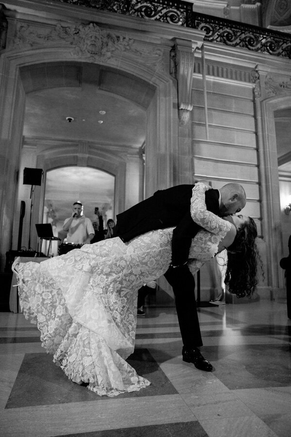 Lauren+Alex_sf_city_hall_127