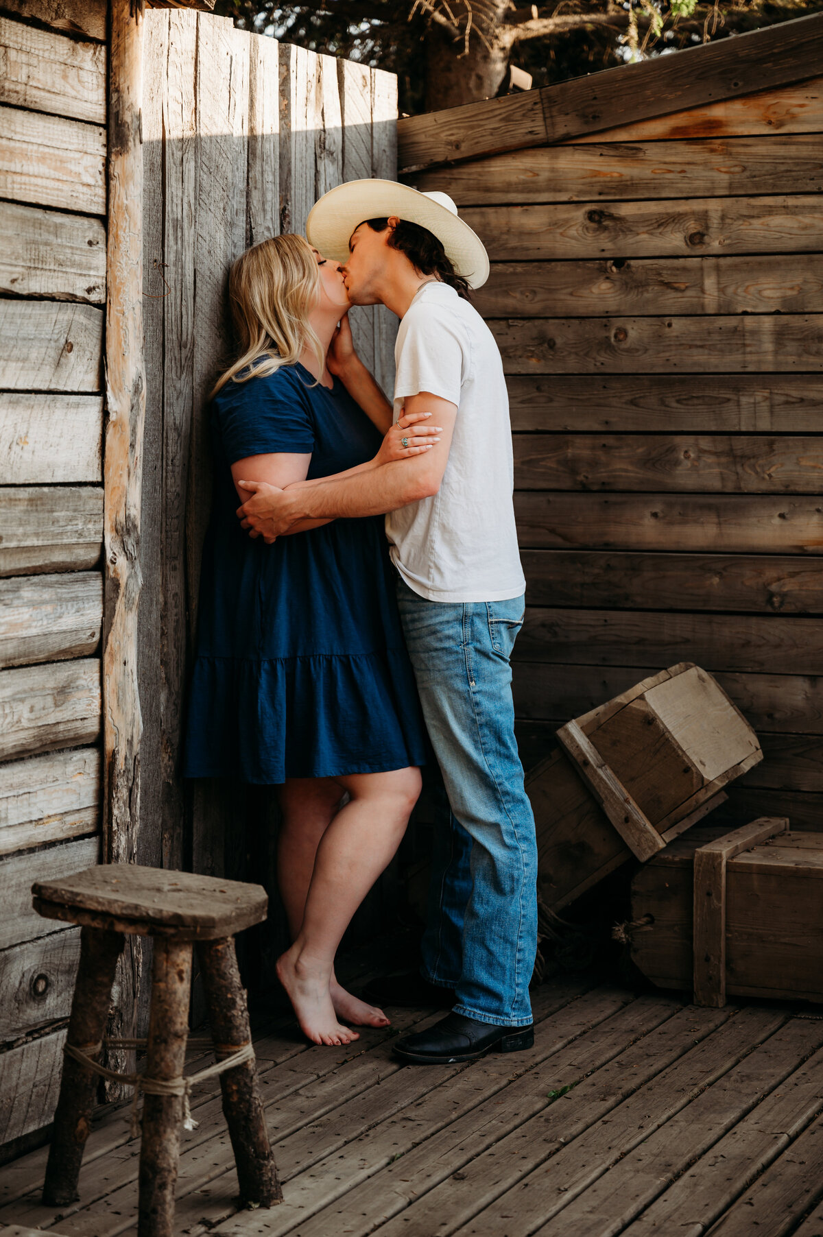 Edmonton-Engagement-Photographer-8