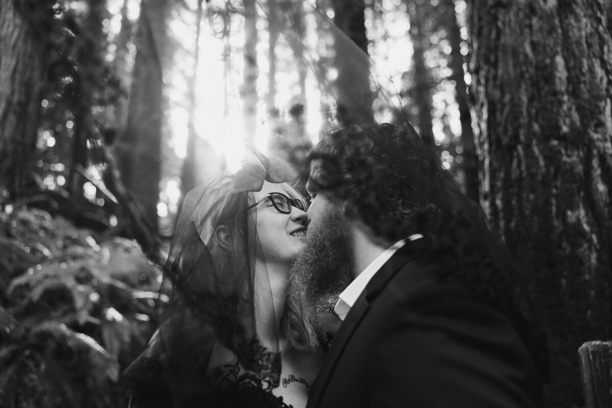 wedding-at-hoyt-arboretum-portland-oregon-2