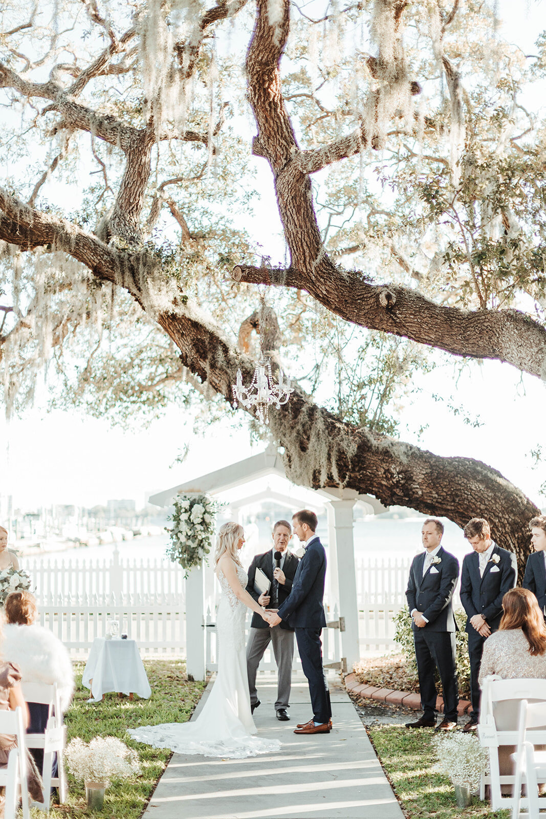 ashley-izquierdo-palmetto-bed-and-breakfast-wedding-chantilly-chic-celebrations-3