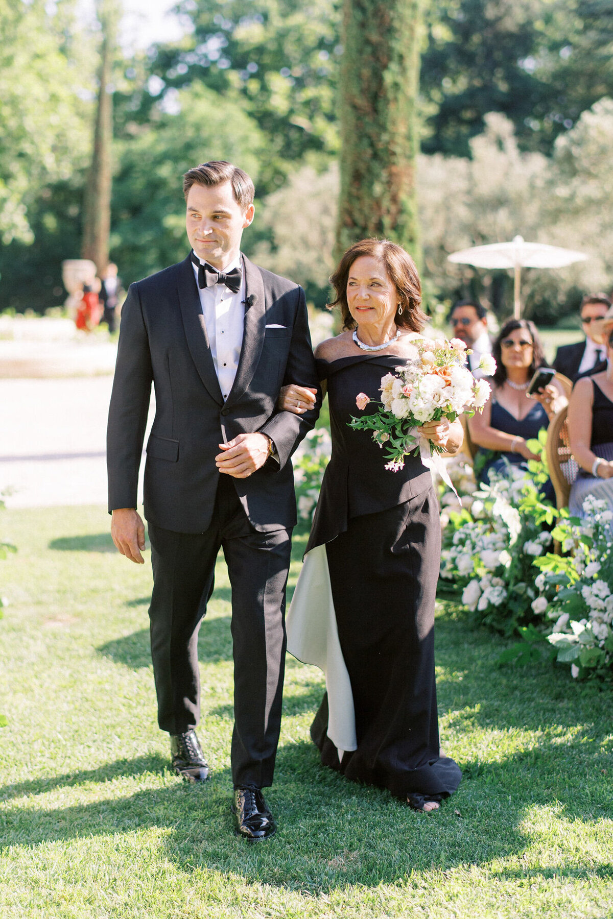 Maïlys Fortune Photography Husband Wife Wedding Weddings Photography France Switzerland Italy Timeless Dreamy Imagery Bilingual French English Destination Weddings Destination Wedding Provence French Riviera Paris Lake Como Tuscany60