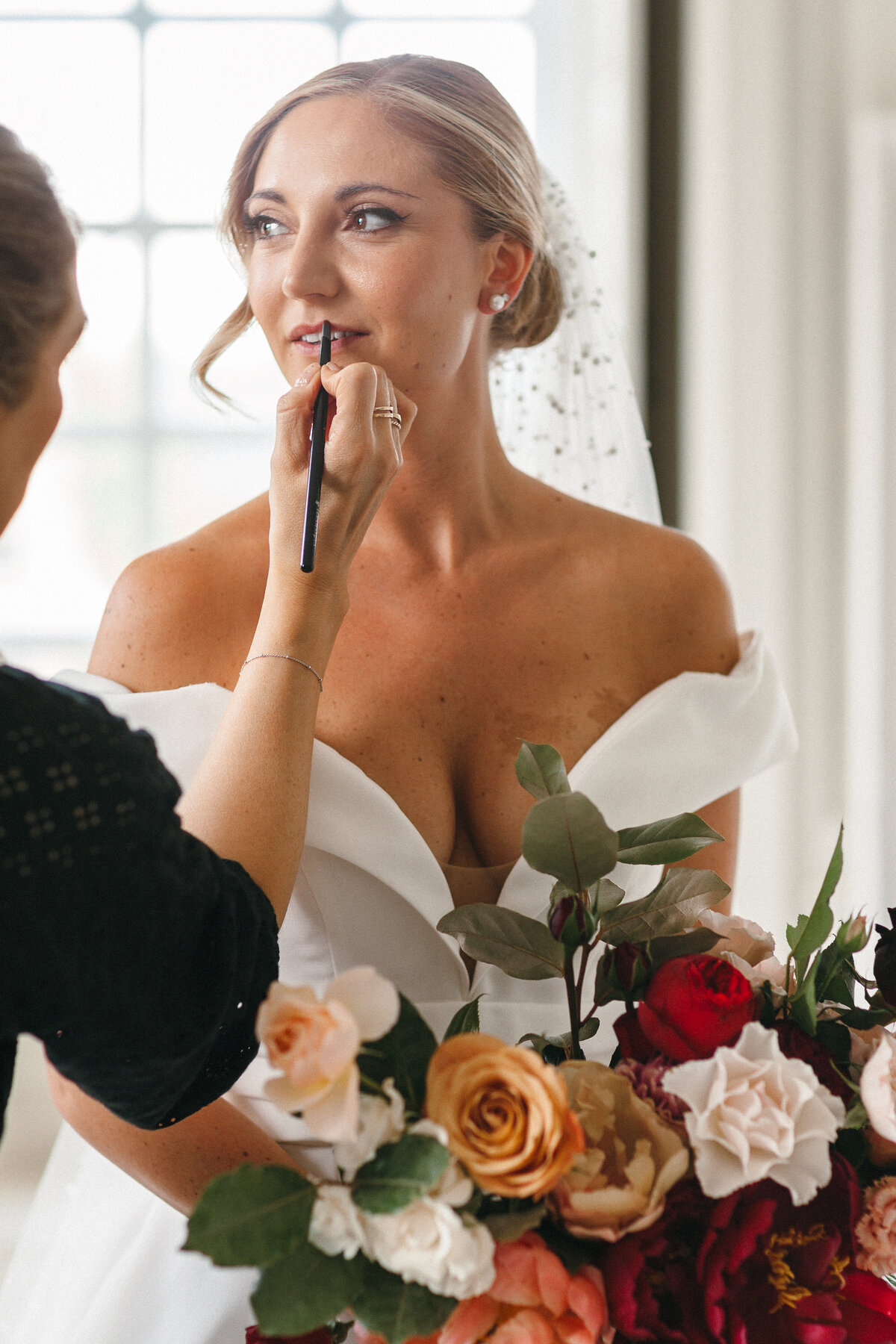 Make up touch ups for bride on wedding day