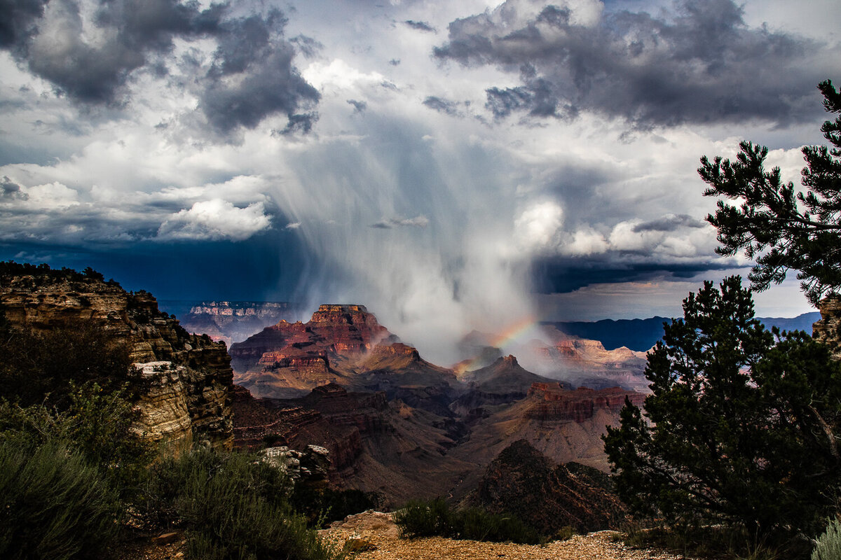 grand -canyon-monsoon-storm-rainbow