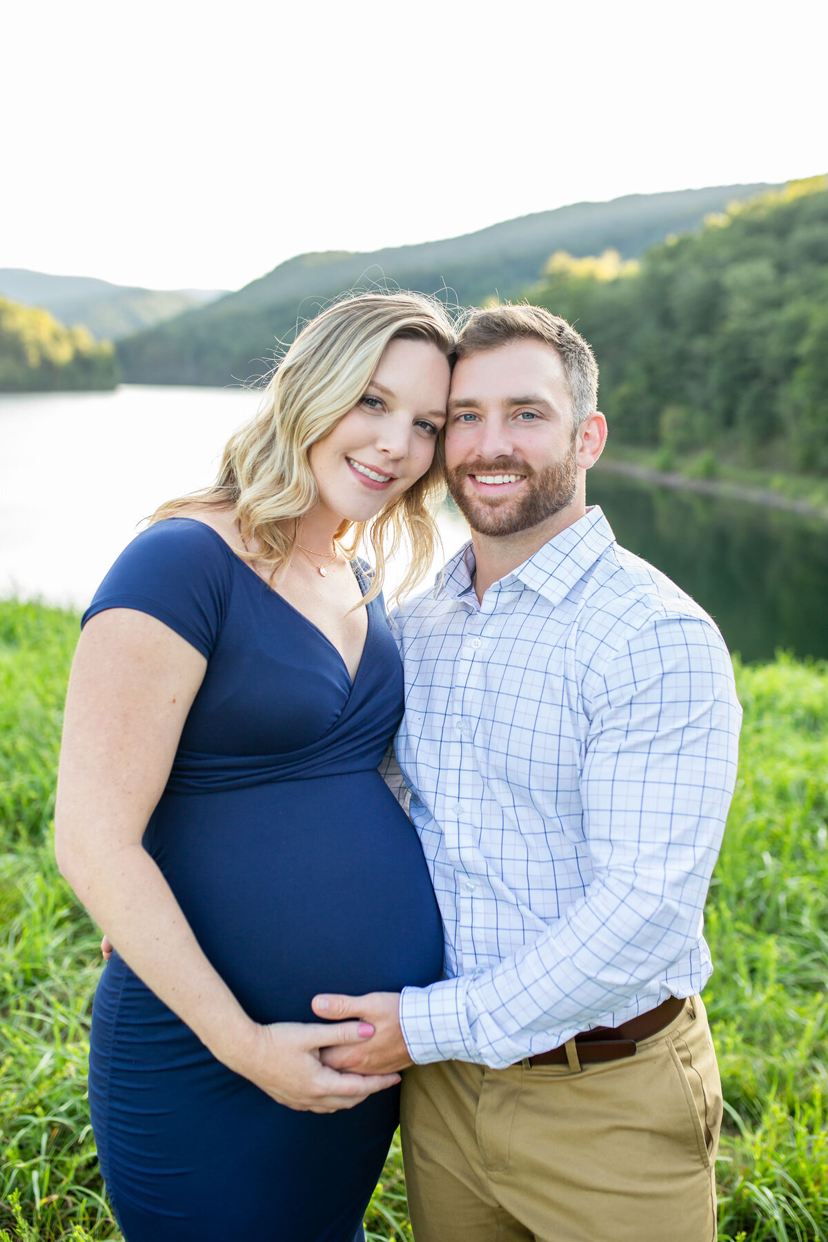 Virginia Mountain Maternity Photoshoot 7