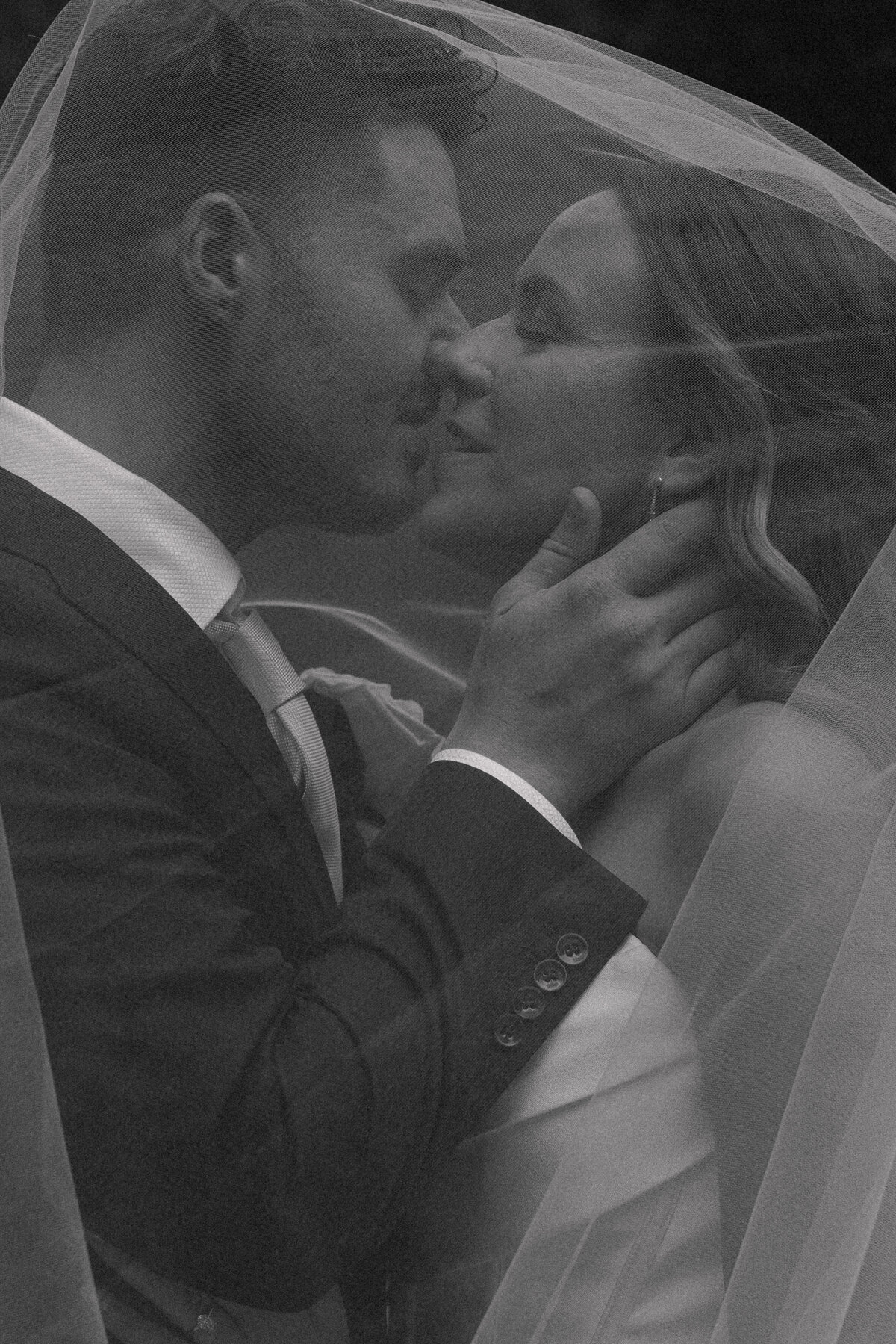 gabby-mike-buffalo-wedding-day-15