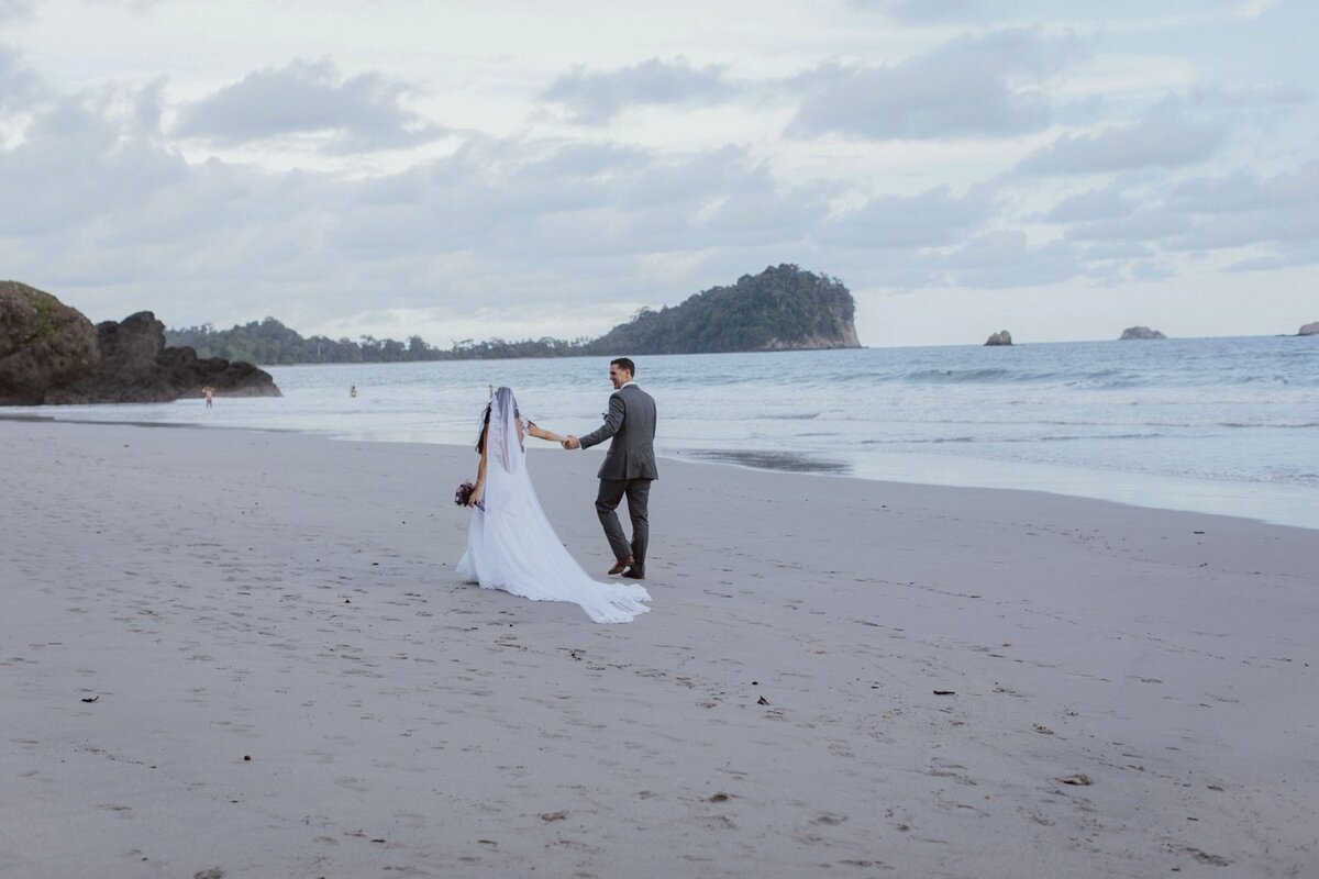 La-Mariposa-Hotel-Manuel-Antonio-Costa-Rica-Wedding-Photography-By-Megan-Saul-Photography_01881