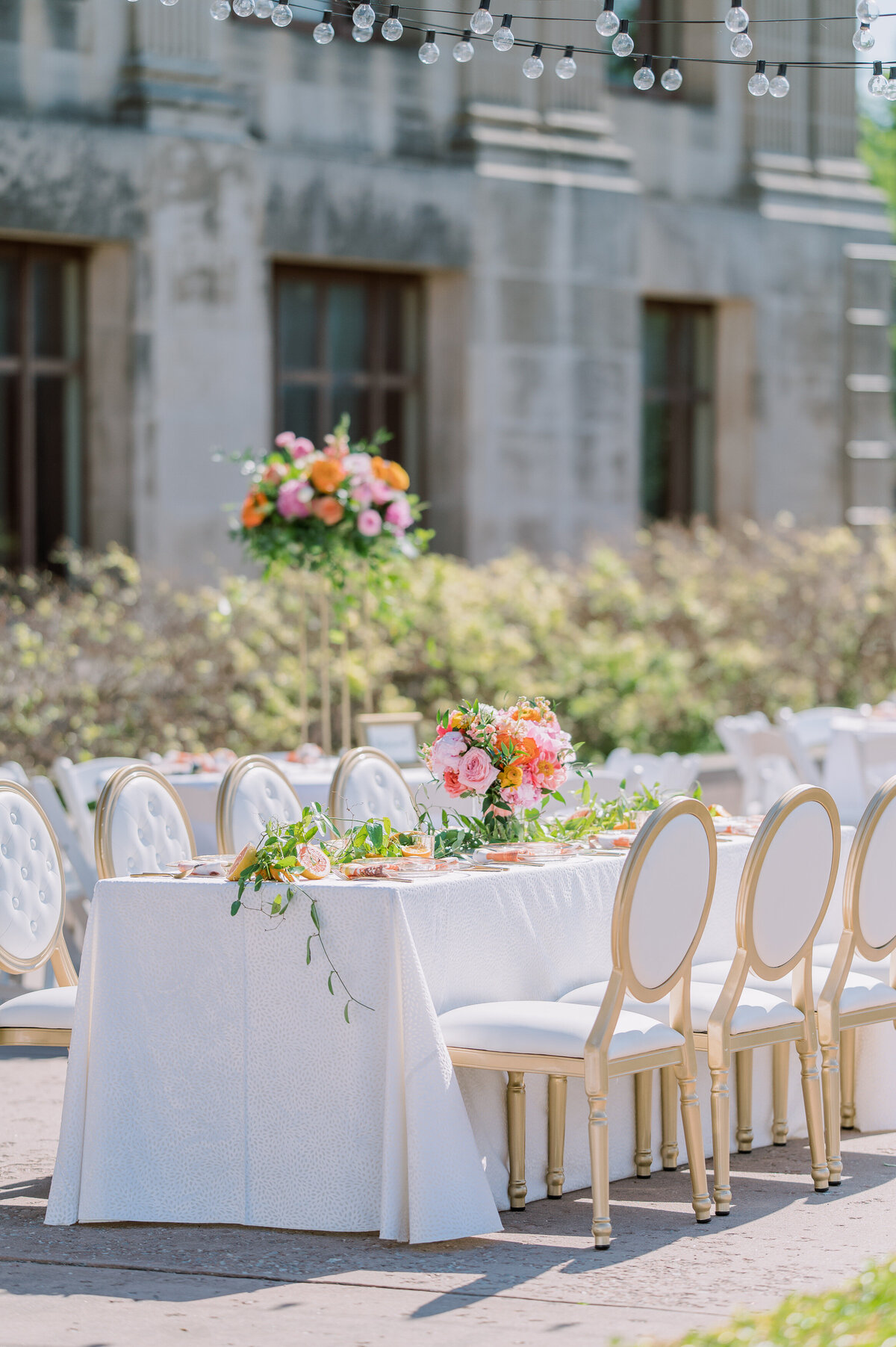 oklahoma-hall-of-fame-garden-wedding-reception