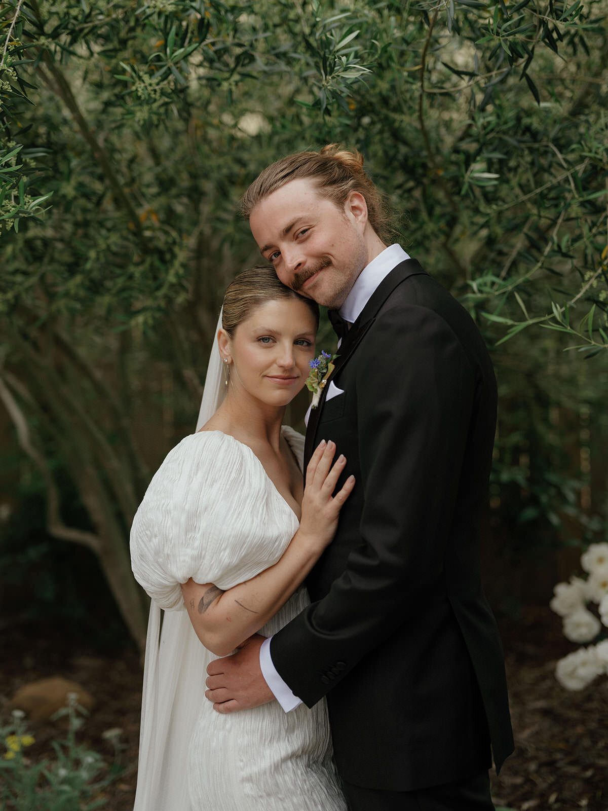 Retro motel chic wedding ceremony at Bodega Los Alamos - 33