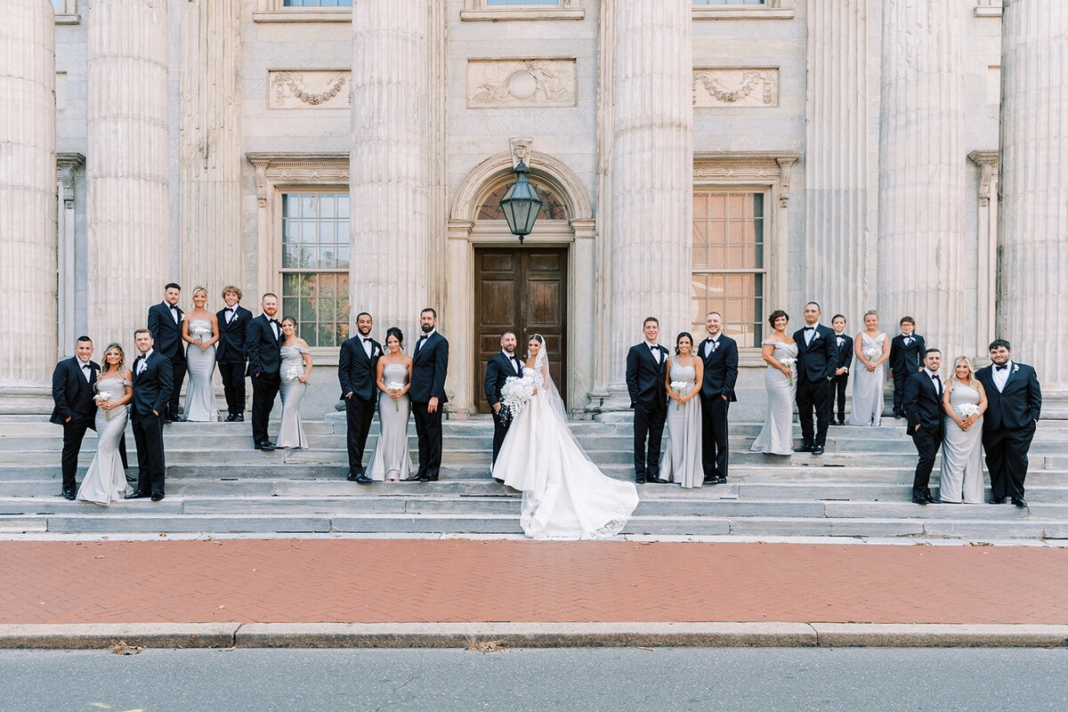 VictoriaAndVinceWedding_PhiladelphiaWeddingPhotographer_BallroomAtTheBen_DMP2023-120