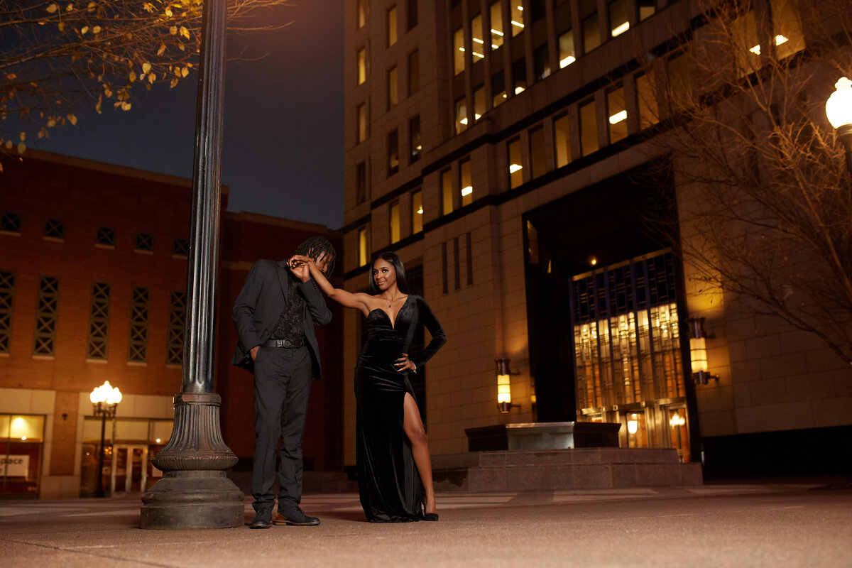 Louisville Couples Photographer 20