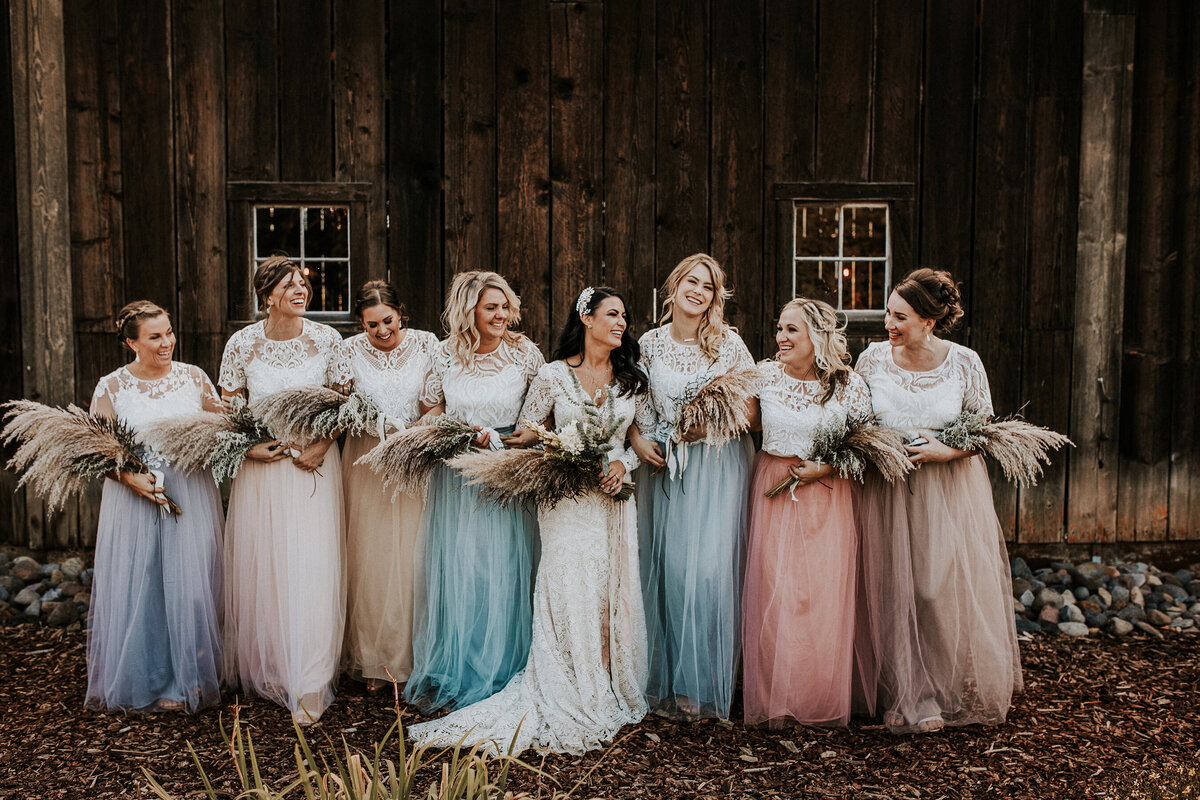 Hazelwood_Photo-Oregon-Wedding-Photographer_Tin_Roof-Barn-Wedding