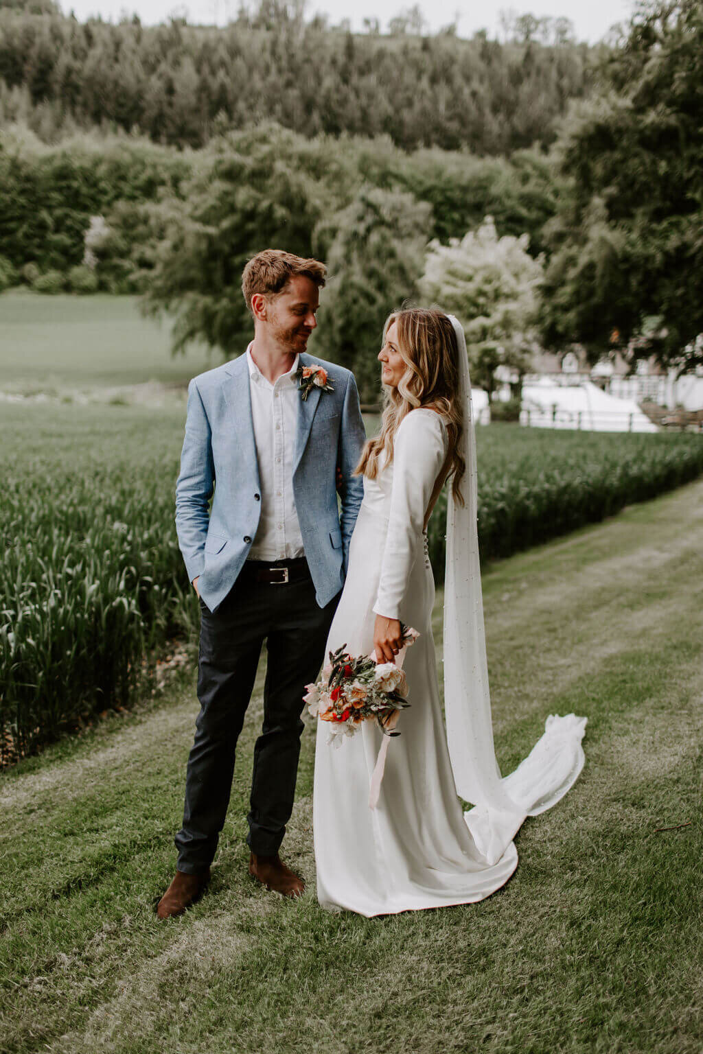 Hattie-Grey-Marquee-Court-Wedding-Flowers-Issy-And-Bella-Florist-Herefordshire40