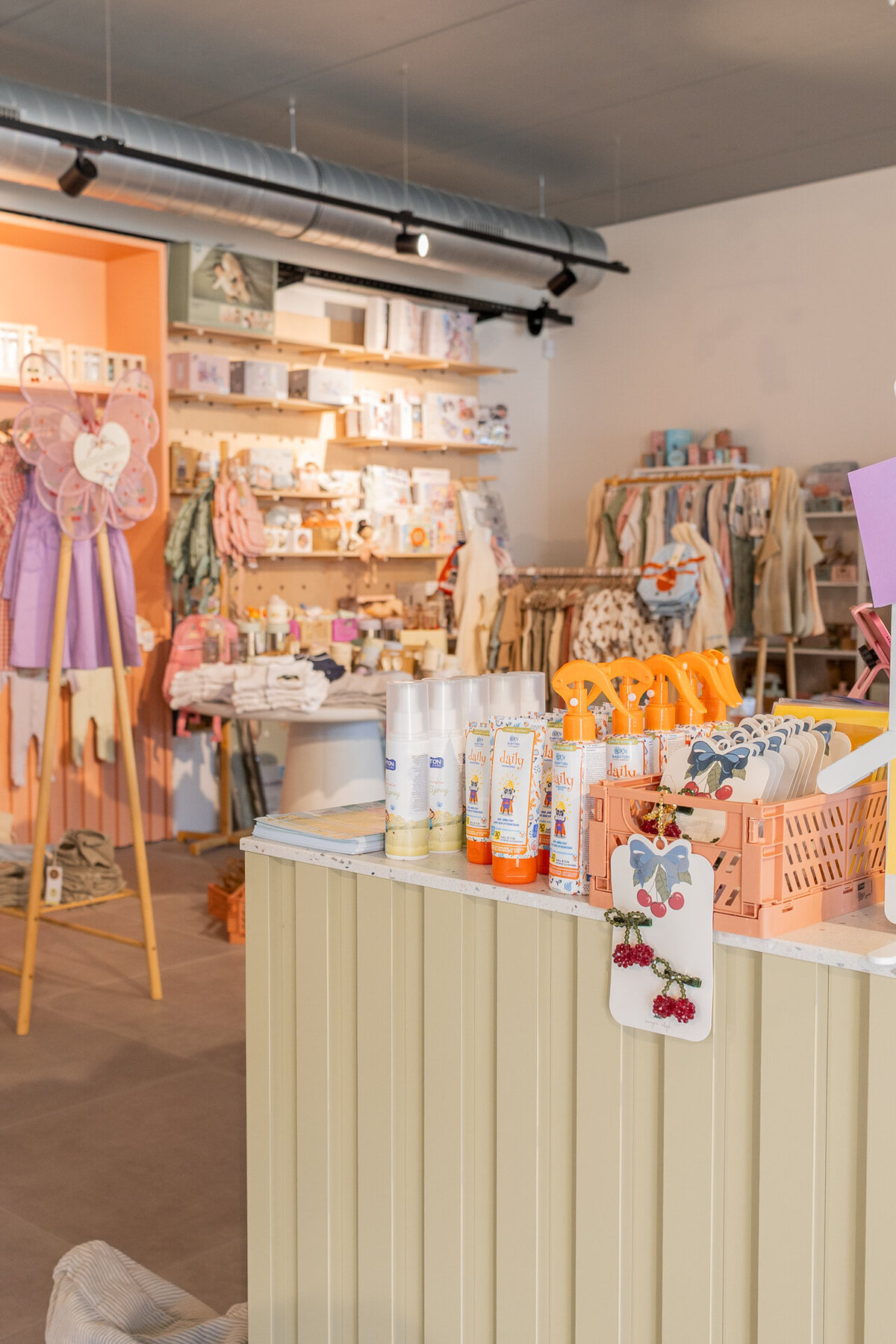 Louloutique-05-2025-018