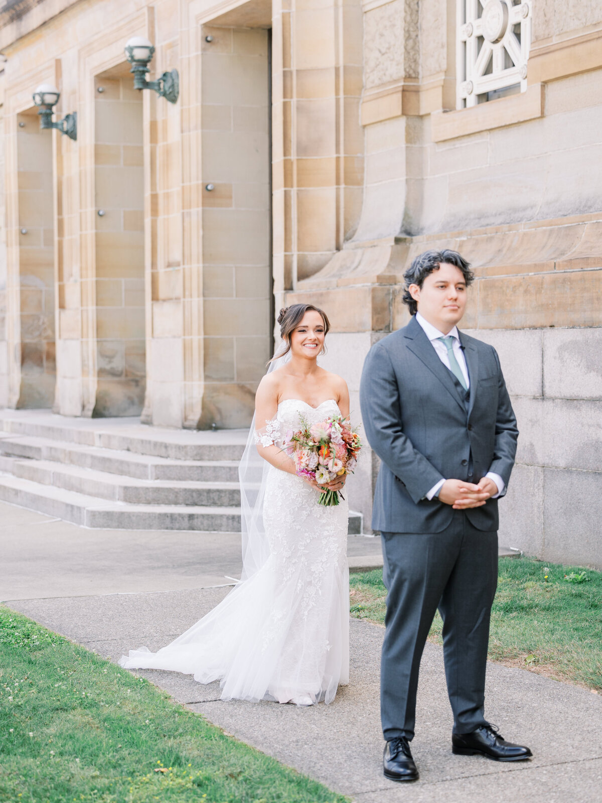 pittsburgh-wedding-photographer-phipps-botanic-gardens-conservatory-wedding-outdoor-lgbtq-luxury-photography-light-and-airy17